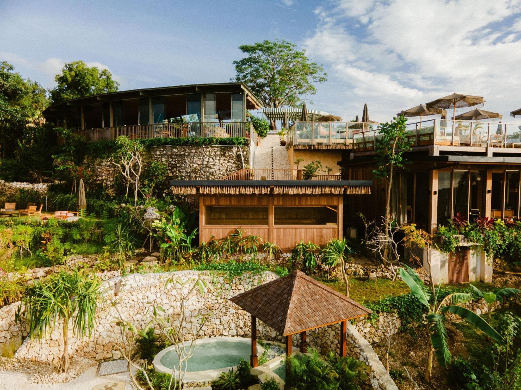 Gruen Resort Uluwatu Exteriör bild