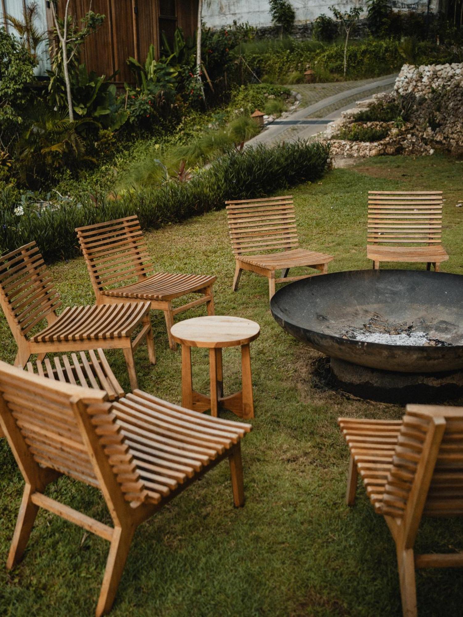 Gruen Resort Uluwatu Exteriör bild